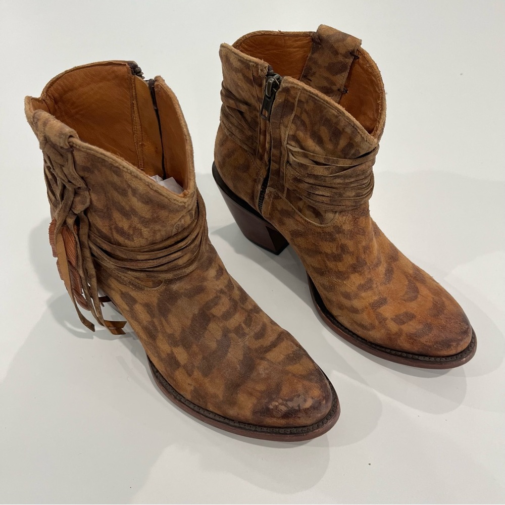 LUCCHESE Handmade Robyn Western Bootie Leather Brown Boot Tassles | Women’s 8B